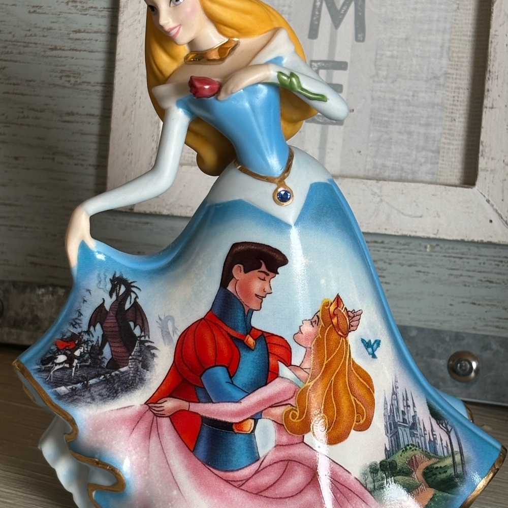 Disney Princess Aurora Figurine